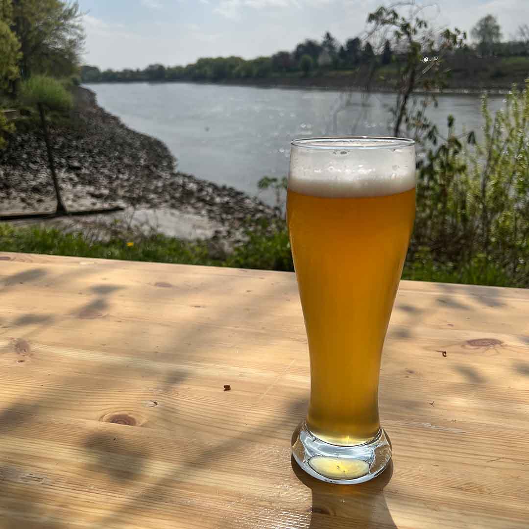 Beer by the water in Bremen